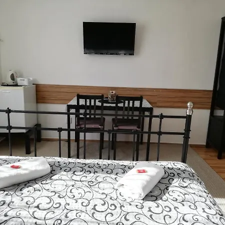 Πανσιόν V Hajku Vřesina